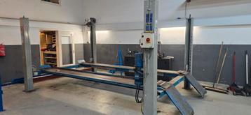 Gebruikte 4 Koloms Hefbrug - Garage Equipment beschikbaar voor biedingen