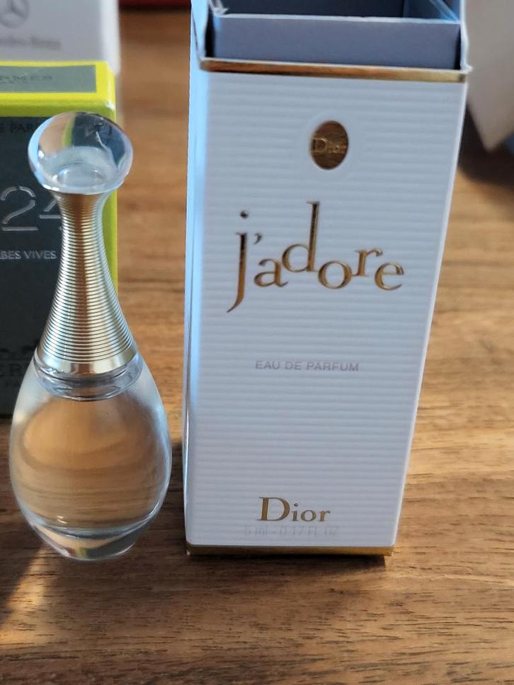 Set 2x miniatuur parfums 5ml Jadore & Versace, Sieraden, Tassen en Uiterlijk, Uiterlijk | Parfum, Nieuw, Verzenden