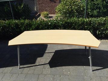 Grote bureau tafel