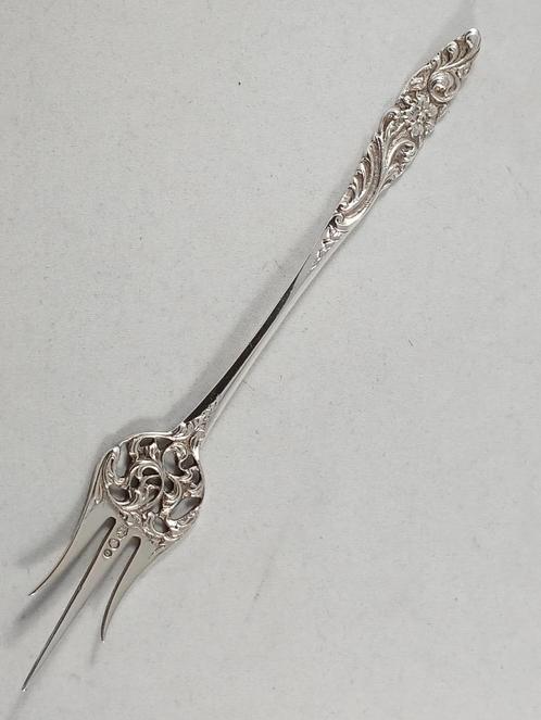 Zilveren Cakevork rococo bloemen antiek 835 zilver, Antiek en Kunst, Antiek | Goud en Zilver, Zilver, Ophalen of Verzenden