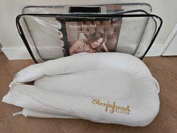 Sleepyhead Deluxe+ Babynest – Zo goed als nieuw! beschikbaar voor biedingen