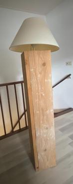 Houten Staande Lamp - 128cm, Huis en Inrichting, Lampen | Vloerlampen, Ophalen, Gebruikt, Hout, 100 tot 150 cm