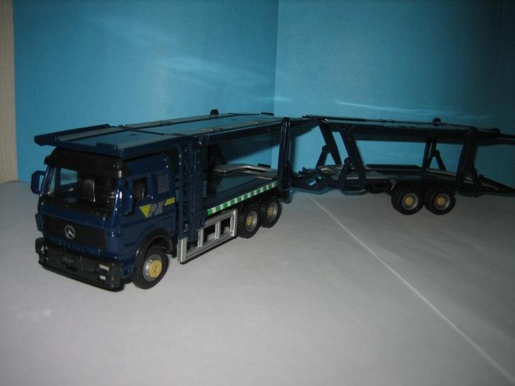 1:43 ?  Hongwell  PK  Auto-Transporter MERCEDES met wipkar, Hobby en Vrije tijd, Modelauto's | 1:43, Zo goed als nieuw, Bus of Vrachtwagen