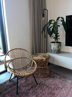 Vintage Rotan Set: Stoeltje en Bijzettafeltje, Huis en Inrichting, Stoelen, Ophalen, Bruin, Riet of Rotan, Zo goed als nieuw