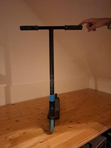 Stuntstep Blauw/Zwart - Goede Staat! beschikbaar voor biedingen