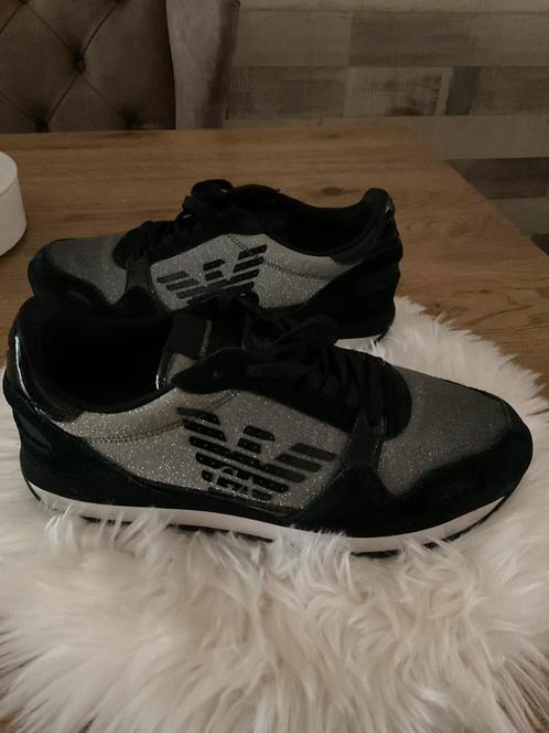Dames sneakers Emporio Armani  maat 39, Kleding | Dames, Schoenen, Zo goed als nieuw, Sneakers of Gympen, Zwart, Ophalen of Verzenden