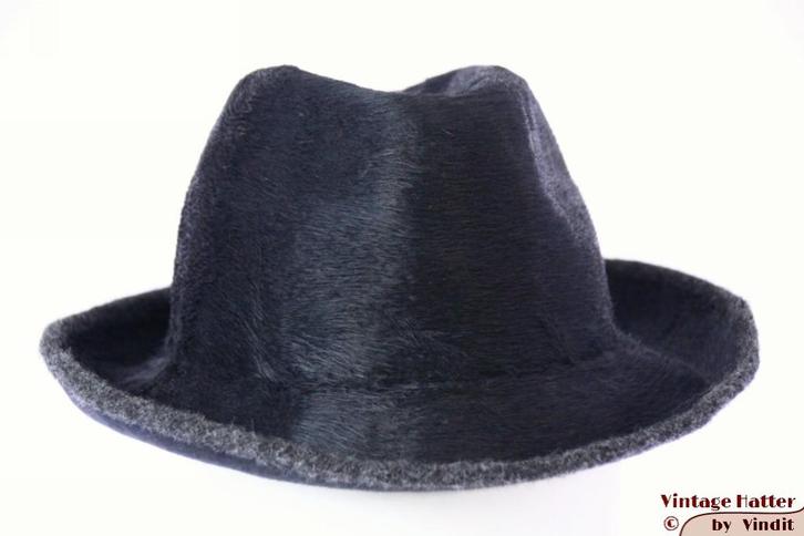 Vintage Dames gleufhoed grijs zacht haarvilt 55-56, Kleding | Dames, Hoeden en Petten, Gedragen, Hoed, 55 cm (S, 6⅞ inch) of minder