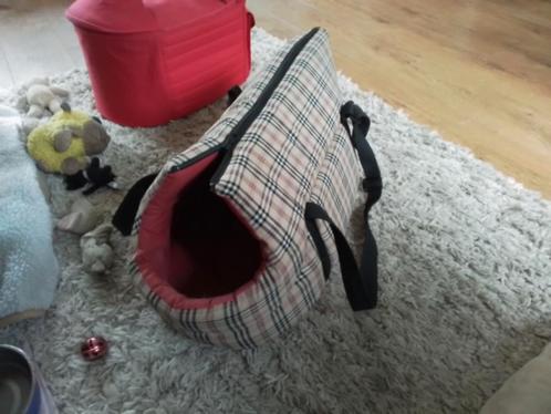 Honden vervoers tas Burburry styl, Dieren en Toebehoren, Honden-accessoires, Zo goed als nieuw, Ophalen of Verzenden