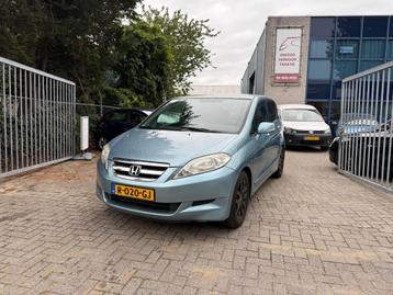 Honda FR-V 2.0i Comfort, Clima, Apk 03/2026, 6 Persoons beschikbaar voor biedingen