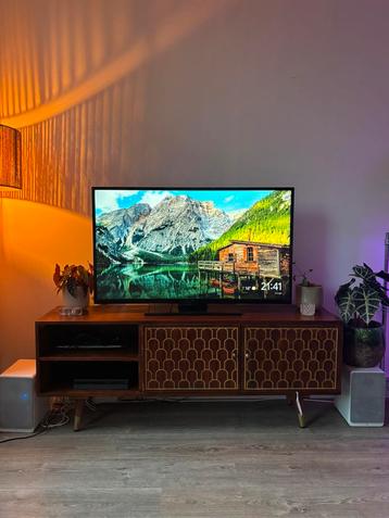 Vintage TV meubel Muskat Kare Design beschikbaar voor biedingen