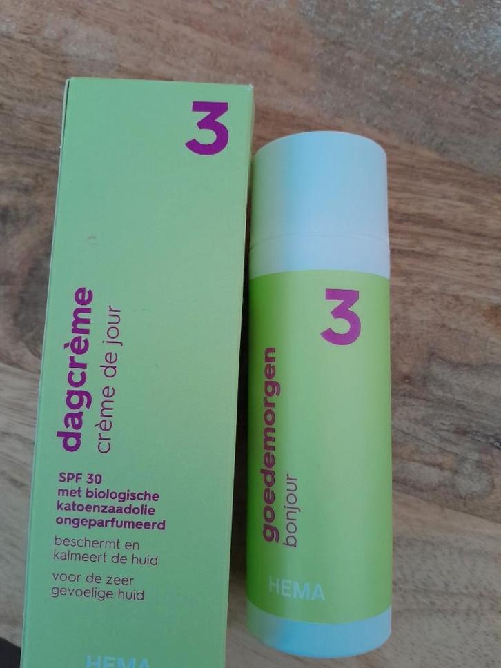 NIeuwe dagcreme Hema,koopje, Sieraden, Tassen en Uiterlijk, Uiterlijk | Gezichtsverzorging, Nieuw, Gehele gezicht, Ophalen of Verzenden