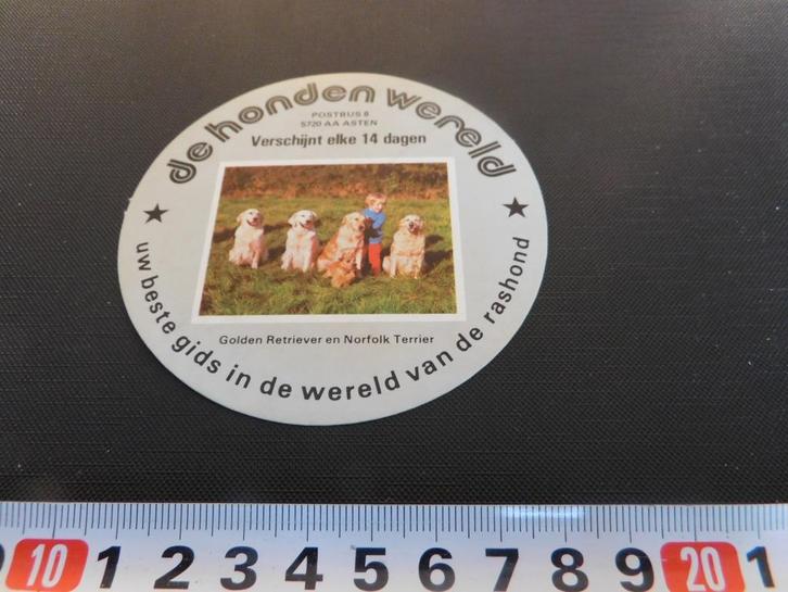 sticker asten de honden wereld - g retriever norfolk terrier, Verzamelen, Stickers, Zo goed als nieuw, Ophalen