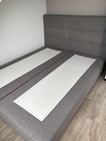 Bed in goede staat  beschikbaar voor biedingen