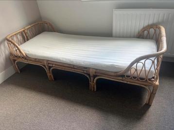 Kinderbed rotan Noor beschikbaar voor biedingen
