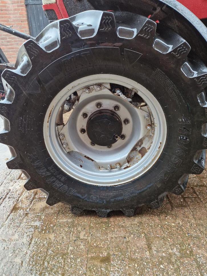 BKT 440/65R24 EN 520/70R34 90%, Zakelijke goederen, Agrarisch | Onderdelen | Banden, Velgen en Assen, Ophalen