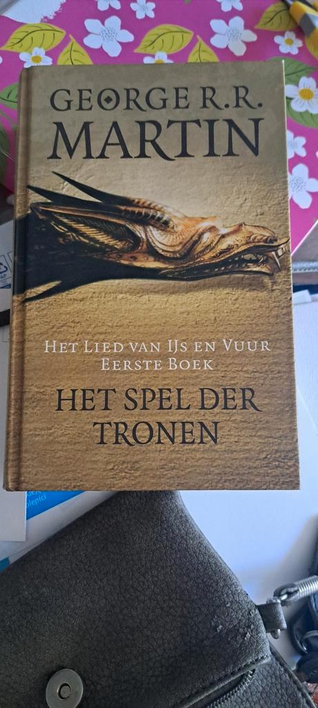 George R.R. Martin - Het spel der tronen, Boeken, Fantasy, Zo goed als nieuw, Ophalen of Verzenden