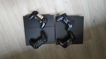 Te koop 2 PS4 incl Controllers beschikbaar voor biedingen