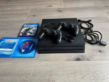 PS4 Pro 1TB + 2 Controllers beschikbaar voor biedingen
