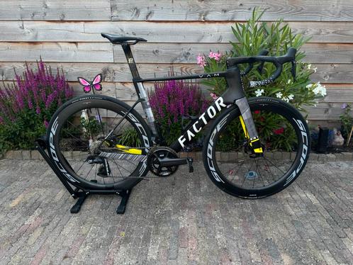 Factor Ostro Vam 2.0 Geometric 56, Fietsen en Brommers, Fietsen | Racefietsen, Zo goed als nieuw, Overige merken, Meer dan 20 versnellingen