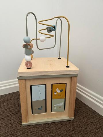 Little Dutch Activiteitenkubus beschikbaar voor biedingen