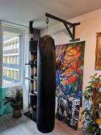 Tekoop grote lange bokszak met beugel voor aan de muur, Sport en Fitness, Ophalen of Verzenden, Bokszak