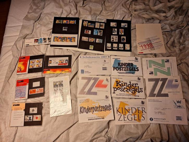Postzegelverzameling jaren '80 en '90, Postzegels en Munten, Postzegels | Volle albums en Verzamelingen, Nederland, Ophalen
