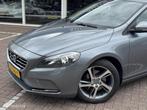 Volvo V40 2.0 T2 Summum|Navi|Camera|Stoelverwarming|, Voorwielaandrijving, 65 €/maand, Gebruikt, Euro 6