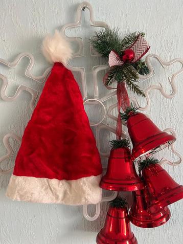 kerstmutsen  met lichtjes € 3.00 beschikbaar voor biedingen
