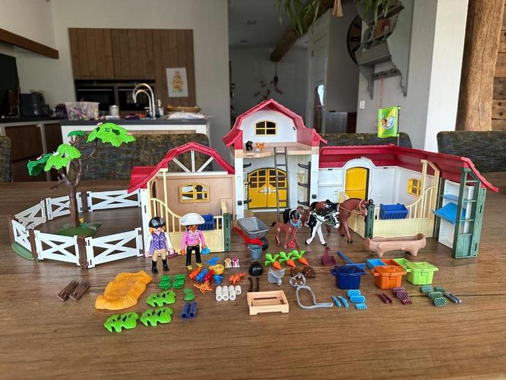 Playmobil 6926 paardenstal, Kinderen en Baby's, Speelgoed | Playmobil, Zo goed als nieuw, Complete set, Ophalen of Verzenden
