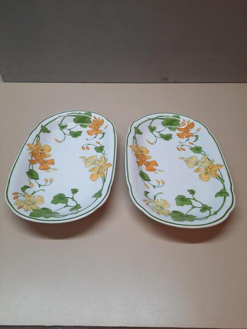 Geranium Villeroy en Boch  2 schaaltjes beilage zuur bloem, Huis en Inrichting, Keuken | Servies, Zo goed als nieuw, Schaal of Schalen