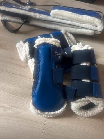 Paarden peeabeschemers blauw met bont beschikbaar voor biedingen