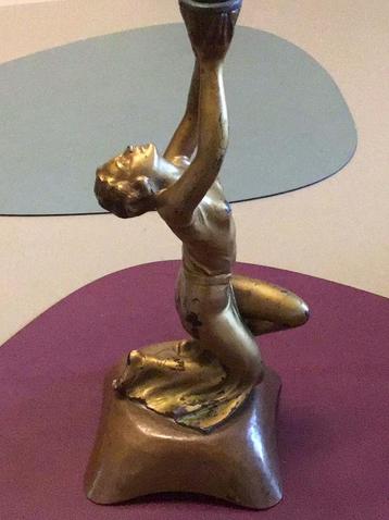 Art Deco | dames figuur beschikbaar voor biedingen
