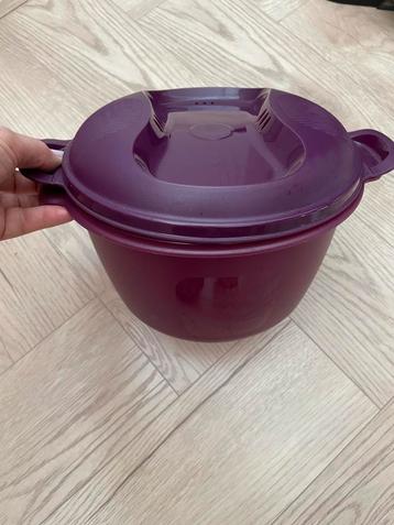 Tupperware rijstkoker beschikbaar voor biedingen