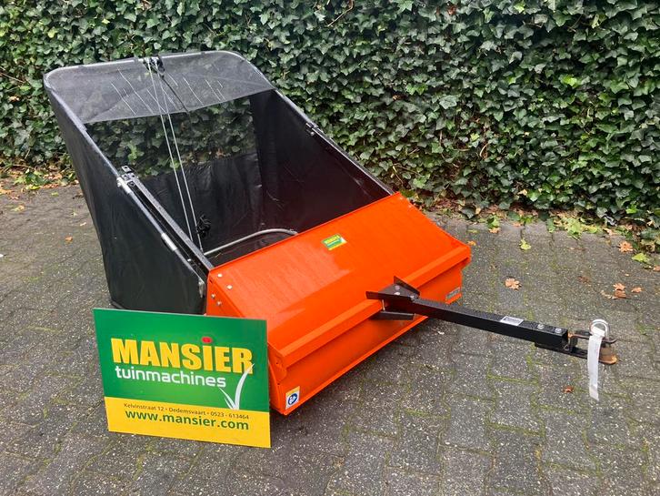 Veegmachine voor zitmaaier of minitrekker. Gebruikt, Tuin en Terras, Zitmaaiers, Gebruikt, Ophalen