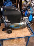 Compressor 220 volt, Doe-het-zelf en Verbouw, Compressors, Minder dan 25 liter, Ophalen of Verzenden, Gebruikt, Minder dan 200 liter/min