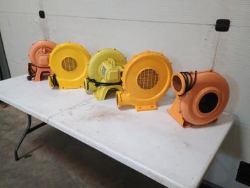 Diverse blowers voor opblaasfiguren in div wattages beschikbaar voor biedingen