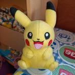 Pikachu Pokemon Tomy knuffeltje 22 cm knuffel, Nieuw, Ophalen of Verzenden