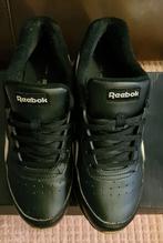 Zwarte Reebok sneakers, Kleding | Dames, Schoenen, Ophalen of Verzenden, Reebok, Zo goed als nieuw, Sneakers of Gympen