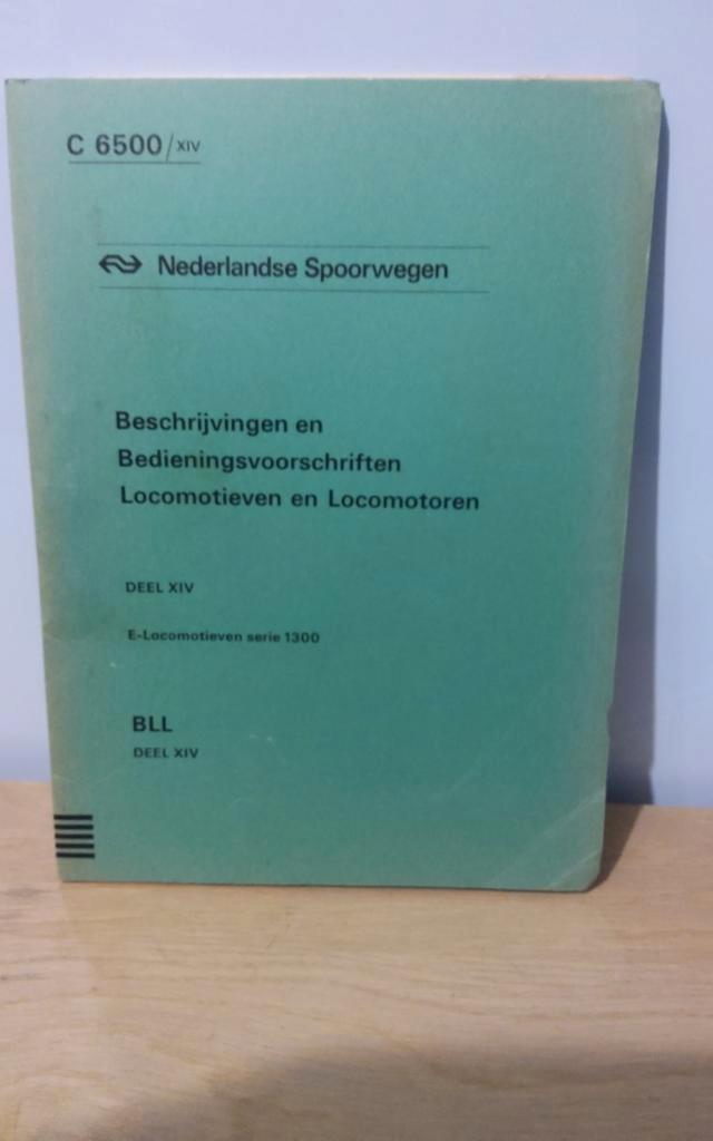 NS Beschrijvingen Locomotieven C 6500/XIV, Boeken, Techniek, Gelezen, Elektrotechniek, Ophalen of Verzenden