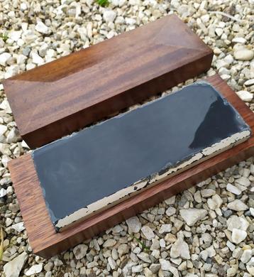 SUPER !!! NATURAL SHARPENING STONE EXTRA LARGE OILSTONE beschikbaar voor biedingen