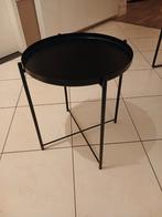 Zwart metalen bijzettafel met afneembaar dienblad, Huis en Inrichting, Tafels | Bijzettafels, Minder dan 55 cm, Metaal of Aluminium