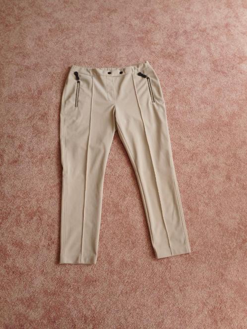 Jane Lushka leuke broek maat ong 42 dikkere stretch stof, Kleding | Dames, Broeken en Pantalons, Zo goed als nieuw, Maat 42/44 (L)