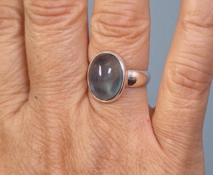 925 zilveren ring met natuurlijke Fluoriet steen, Sieraden, Tassen en Uiterlijk, Ringen, Nieuw, Dame, 17 tot 18, Groen, Zilver