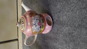 Blond servies theepot met houder beschikbaar voor biedingen