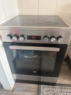 BEKO Elektrisch fornuis kookplaat oven FSM67320GXS, Witgoed en Apparatuur, Fornuizen, Ophalen, Gebruikt, Keramisch, 4 kookzones