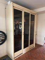 Vintage kast met glazen schuifdeuren, Huis en Inrichting, Ophalen, Gebruikt, 150 tot 200 cm, Overige houtsoorten