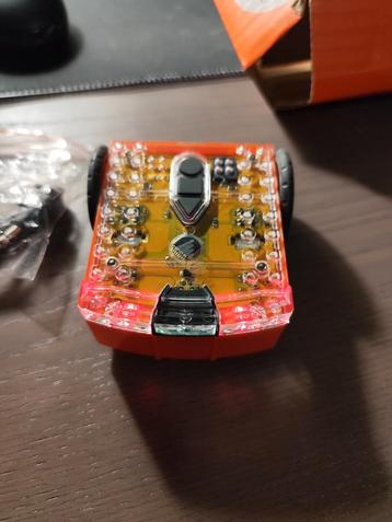 Edison One V2 programmeerbare robot, Lego compatibel  beschikbaar voor biedingen