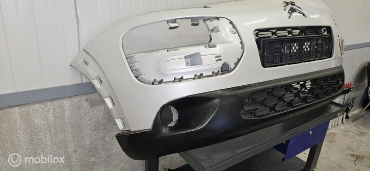 Voorbumper Citroen Cactus C4- 03825, Auto-onderdelen, Carrosserie en Plaatwerk, Bumper, Voor, Gebruikt, Ophalen of Verzenden