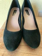 Suède pumps maat 38 - Zo goed als nieuw!, Ophalen of Verzenden, Zo goed als nieuw, Zwart, Pumps