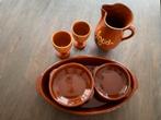 Tappas set, waterkan en 2 bekers, Ophalen of Verzenden, Overige stijlen, Aardewerk, Schaal of Schalen
